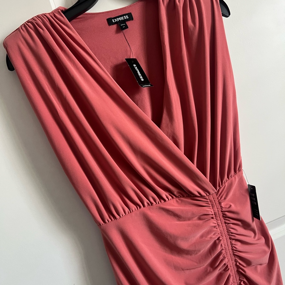 Express Asymmetrical Ruched Dress in Rose - Picture 2 of 10